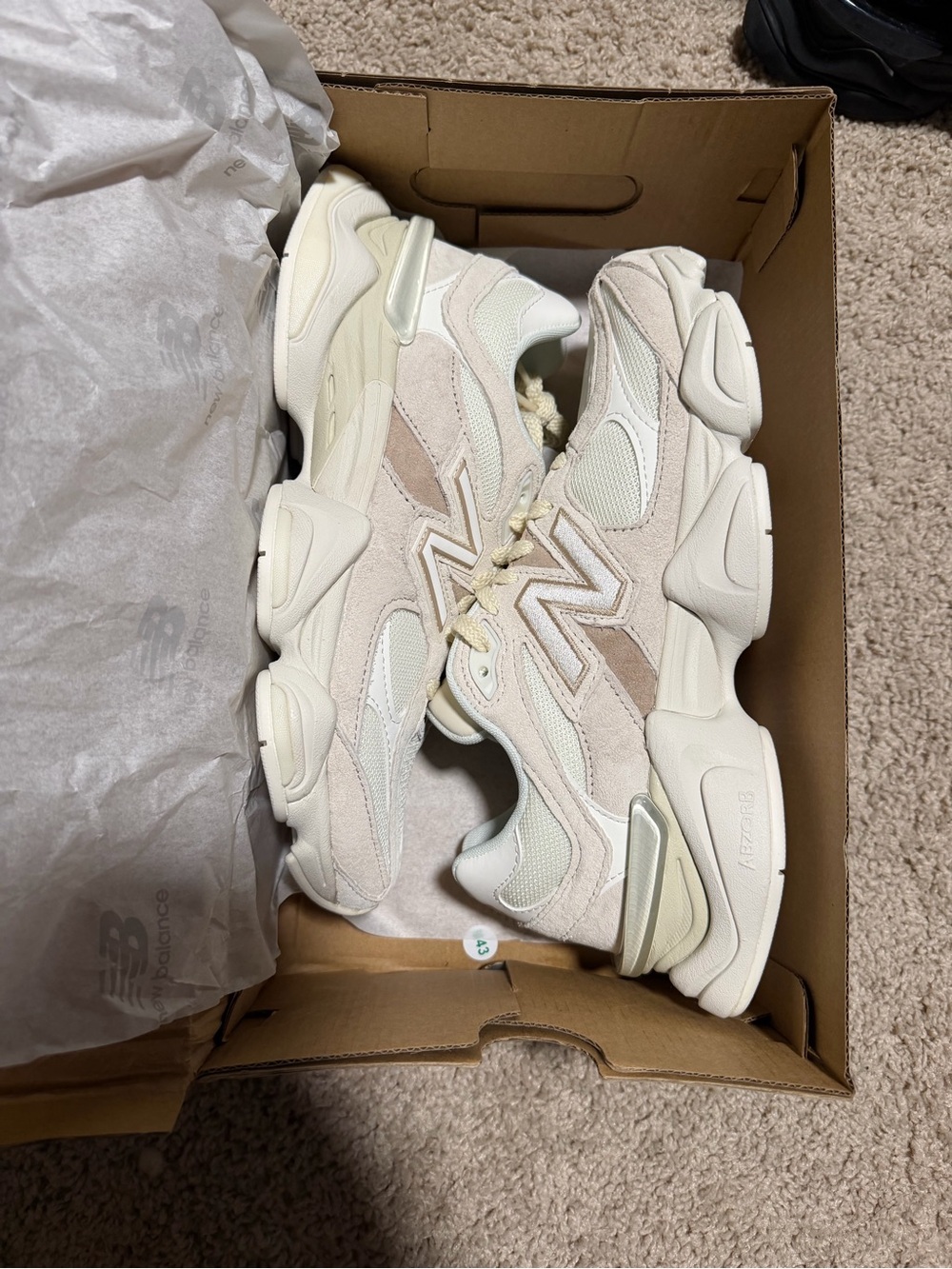 New Balance 9060 ‘Beige White’ - Picture 6 of 8